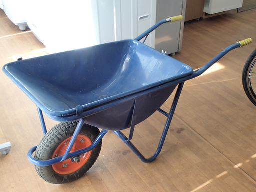 一輪車 ねこ ネコ ３才 深型 Asty 石山通のその他の中古あげます 譲ります ジモティーで不用品の処分