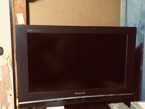 液晶テレビ