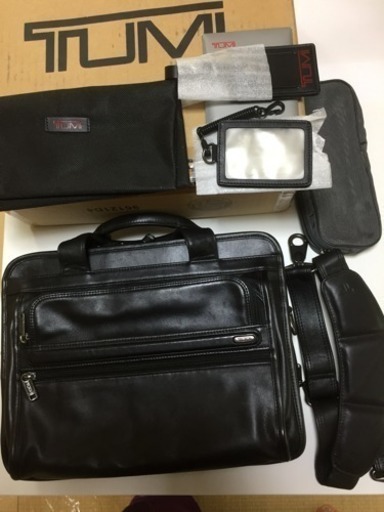 再再値下げしました。美品 TUMI レザー96121D4： Small Expandable Computer Brief （Napa Leather）