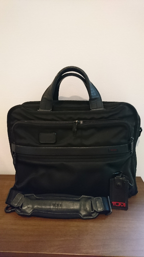 TUMI ALPHA2 26108D2 現行モデル（美品ショルダー付き）