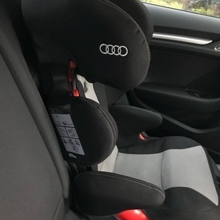 アウディ Audi チャイルドシート
