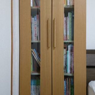 💠木目のキレイな本棚💠引っ越しのため、早めのお引き取り希望です！ 