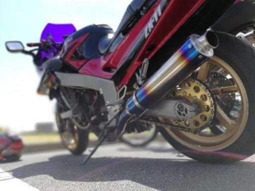 zzr1100 アルミ鋳造ホイール