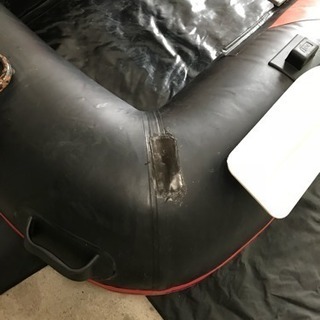 B e eゴムボート