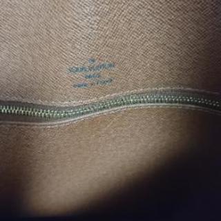 お値下げ！ルイヴィトン　バック