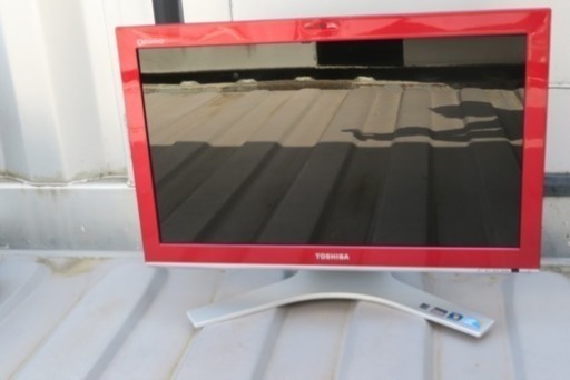 東芝 Daynabook Qosmio D710/T8AR（シャイニーレッド）