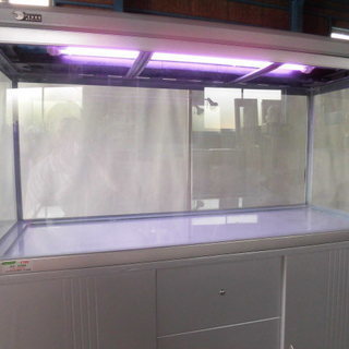 水槽（120cm）タイプ　未使用品(水槽)