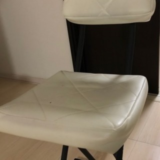 スイートデコレーションの椅子