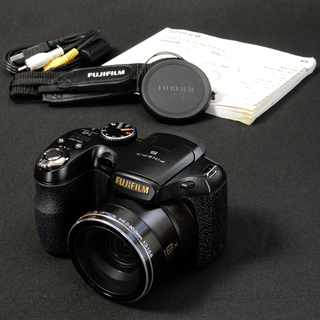 FUJIFILM FinePix デジタルカメラ S2800HD...