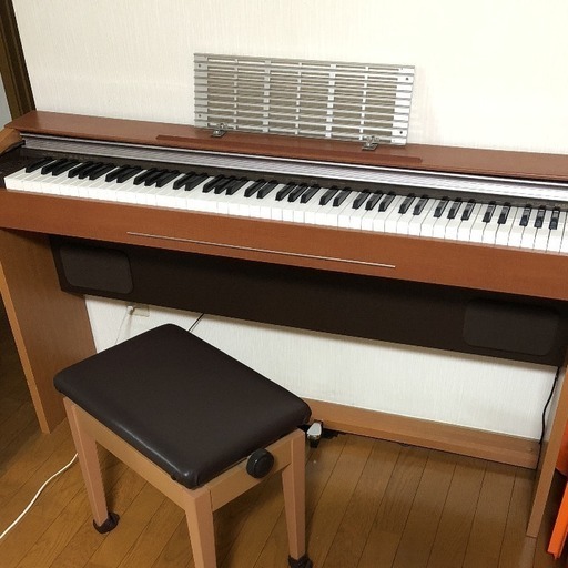 電子ピアノ
