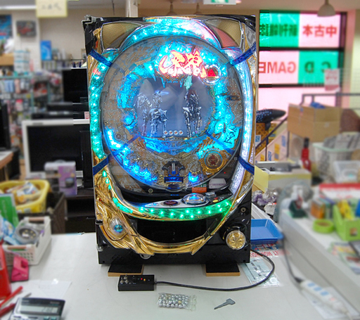 パチンコ実機 CR牙狼～RED REQUIEM～ SS sansei/サンセイ オートコントローラー・ドアキー付き 動作確認済み 札幌市 清田区 平岡