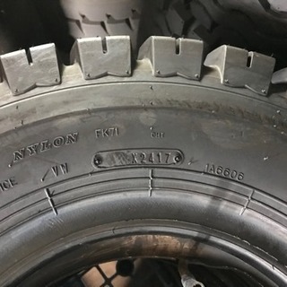 大幅値下げ 新品フォークリフトタイヤ