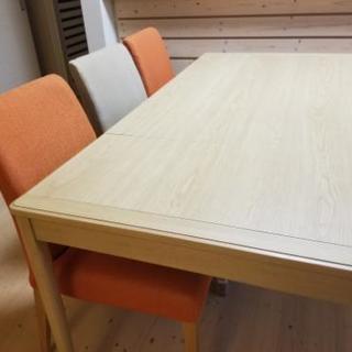 【値下げしました】ダイニングセット　伸縮机　使用期間１年