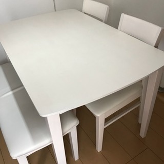 ダイニングテーブル(4人用)ホワイト