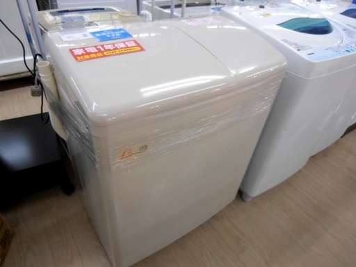 安心の1年のメーカー修理保証付！2016年製HITACHI(日立)の二層式洗濯機です!