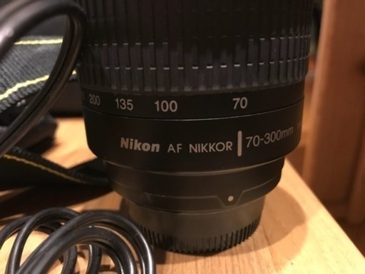 Nikon ニコン D90 一眼レフ デジカメ