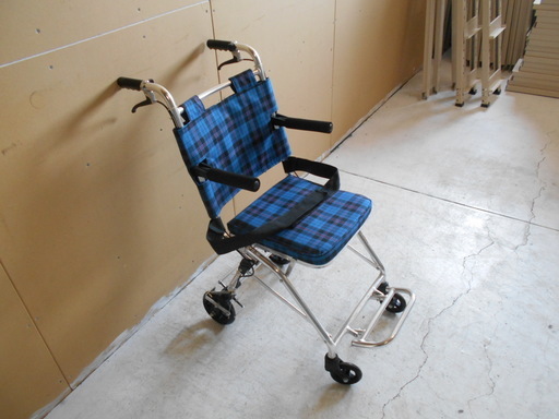 MAKI　コンパクト介助車 カルティ NP-200NC　『美品中古』【リサイクルショップサルフ】