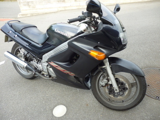 KAWASAKI　ZZR250　黒　実動車　自賠責2年