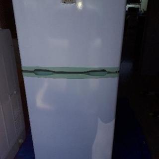 冷蔵庫128Ｌ　洗濯機6キロ