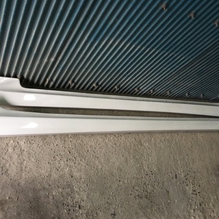 200系クラウン　ロイヤル前期　社外ハーフエアロセット　パールホワイト