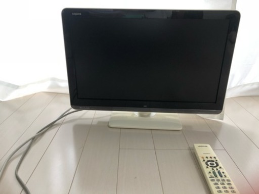 シャープ アクオス 22型 テレビ 2010年製