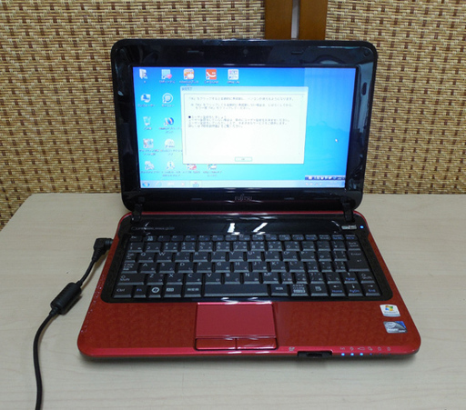 南12条店 FUJITSU/富士通 FMV LIFEBOOK MH30/G ミニノート Win7 140GB 1GB レッド