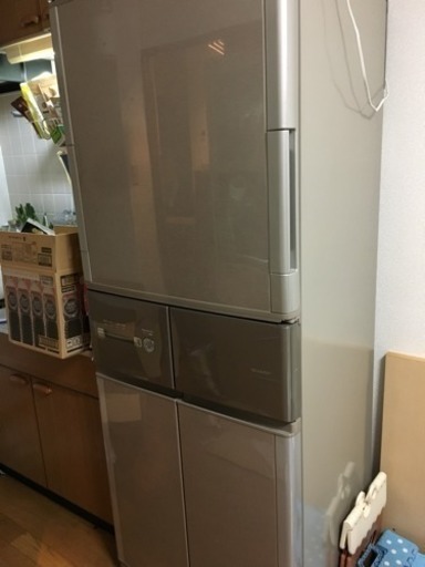 高機能シャープ冷蔵庫