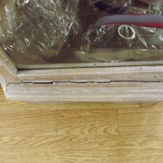 飾り棚　コレクションケース　ディスプレイ棚　6角形　幅６５ｃｍ　札幌　西岡発