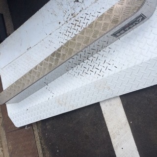 2トン車で使用してたリアバンパー
