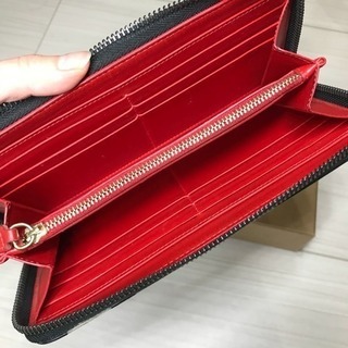 クリスチャンルブタン 長財布 ソール柄