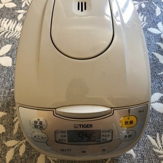 新しいtiger JKD-V100W 炊飯器 2017年制⭐️⭐️⭐️