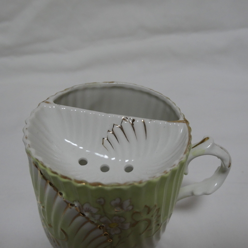 大正、明治時代の輸出用茶漉し付きカップ、手作り - コップ、グラス 