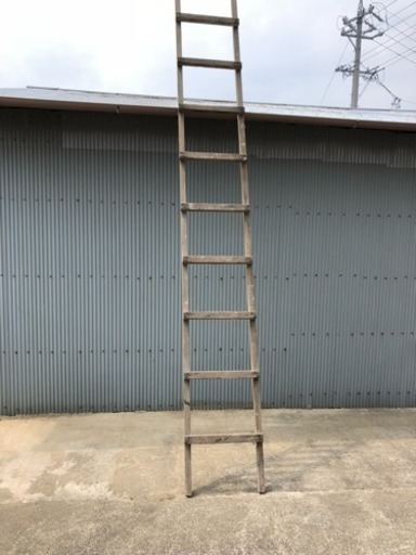 木製はしご 昭和レトロ 約長さ4m 梯子 ハシゴ 無垢材 トゥエルブ 鈴鹿の家具の中古あげます 譲ります ジモティーで不用品の処分