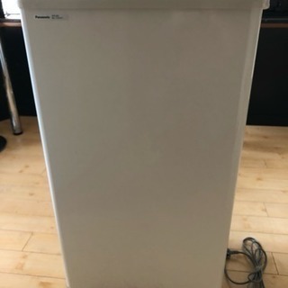 冷凍ストッカー（３ヶ月のみ使用）