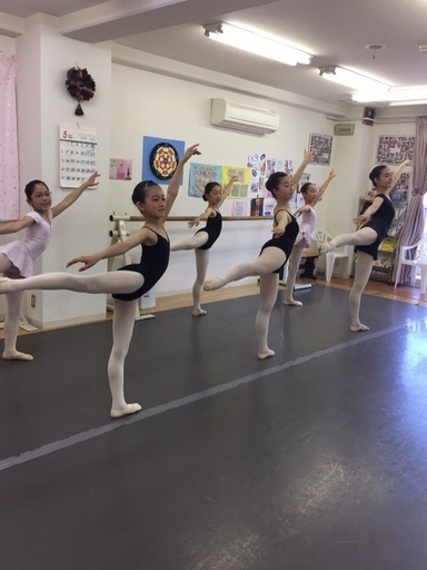 地主薫エコール ド バレエ 五月が丘教室で楽しくバレエ始めてみませんか Miki 南千里のバレエの生徒募集 教室 スクールの広告掲示板 ジモティー