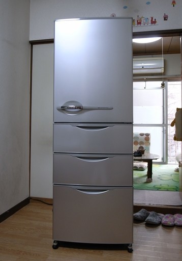サンヨー冷凍冷蔵庫4ドア SR361G