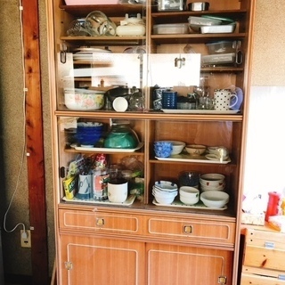 キッチン食器棚 