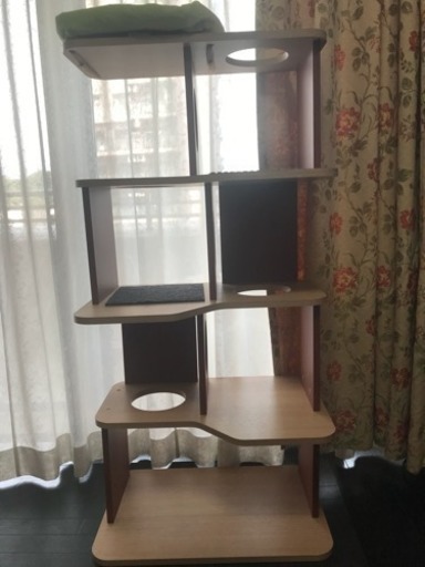 キャットタワー 木製 ほぼ新品
