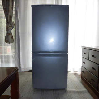 2014年型・シャープ小型冷蔵庫