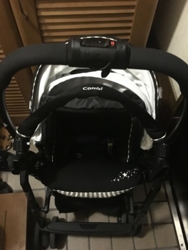 コンビ  ベビーカー 美品!!