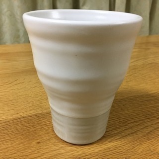 【新品未使用】ビール用陶器タンブラー（ジョッキ・グラス・コップ）