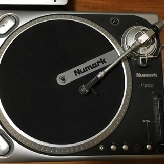 Numark TT200 ダイレクトドライブ ターンテーブル Numark TT200 ダイレクトドライブ ターンテーブル 2台セット