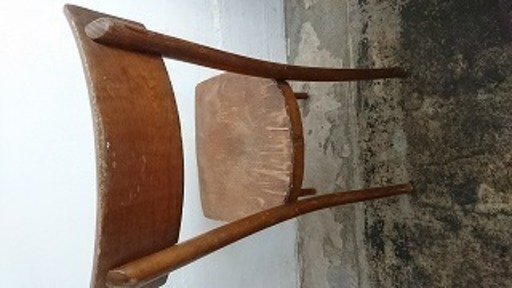 アンティーク椅子（木製）