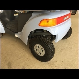 走行少なめ2017年製　定価308,000円 SUZUKIセニアカーET4E7電動カート