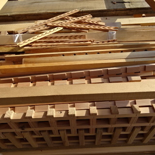 ★木材の端材　高級材多少含む、DIYや薪等にいかがでしょうか？