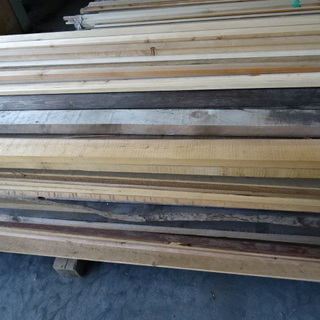 ★木材　長い材、早急な引取希望です。なんとこれだけで20000円！※引取者の方にて、手ずみ必要です。
