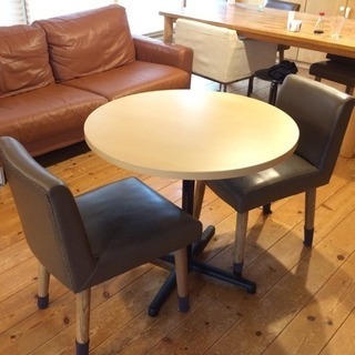 【ブランド】カフェ丸テーブル【美品】4台セット
