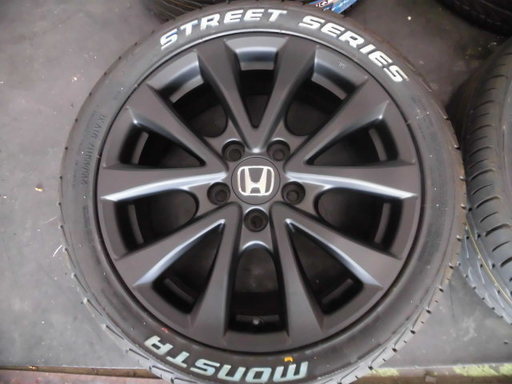 これはオシャレ ホワイトレターmonsta215 45r17付き ステップワゴン純正マットブラック仕様 ステップワゴン ストリーム アコード ビックフットイワタ 豊田町のタイヤ ホイールの中古あげます 譲ります ジモティーで不用品の処分