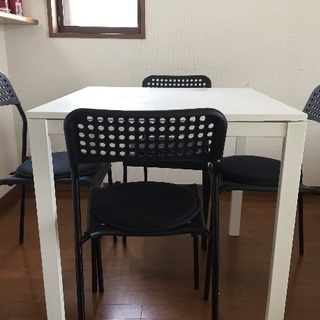 <無料>IKEAダイニングテーブル＆チェア(4)(引渡日限定）