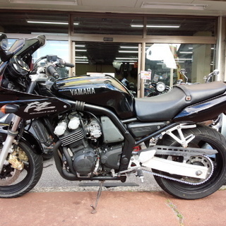 バイク NO.2045 ＦＺ４００　水冷４サイクル１６バルブ４気筒エンジン ☆彡